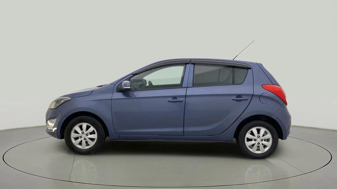 2014 Hyundai i20 SPORTZ 1.2, Petrol, Manual, 62,082 km, Left Side