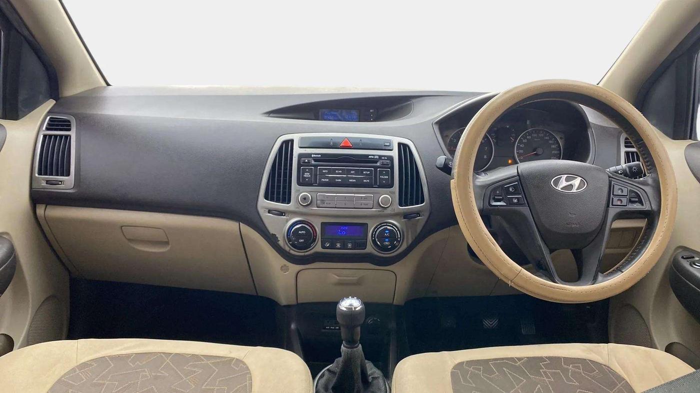 2014 Hyundai i20 SPORTZ 1.2, Petrol, Manual, 62,082 km, Dashboard