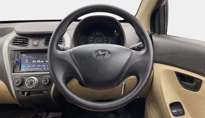 2015 Hyundai Eon ERA +, Petrol, Manual, 28,589 km, Steering Wheel Close Up