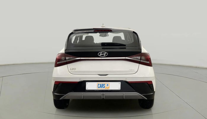 2024 Hyundai NEW I20 ASTA (O) 1.2 MT, Petrol, Manual, 7,057 km, Back/Rear