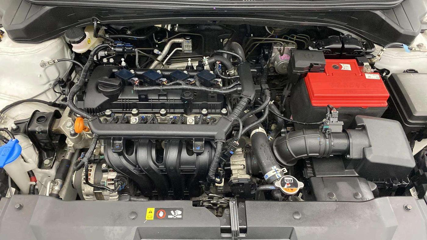 2024 Hyundai NEW I20 ASTA (O) 1.2 MT, Petrol, Manual, 7,736 km, Engine View