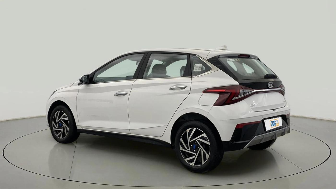 2024 Hyundai NEW I20 ASTA (O) 1.2 MT, Petrol, Manual, 7,736 km, Left Back Diagonal