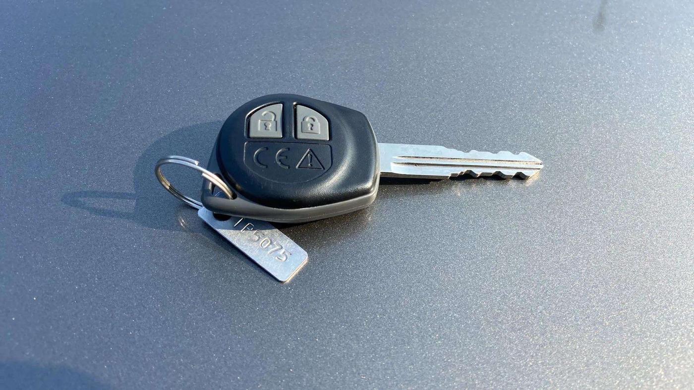 2024 Maruti BREZZA VXI, Petrol, Manual, 5,672 km, Key Close Up
