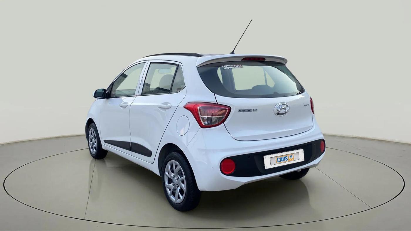2018 Hyundai Grand i10 SPORTZ 1.2 KAPPA VTVT, Petrol, Manual, 8,448 km, Left Back Diagonal