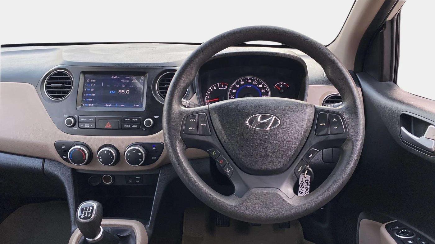2018 Hyundai Grand i10 SPORTZ 1.2 KAPPA VTVT, Petrol, Manual, 8,448 km, Steering Wheel Close Up