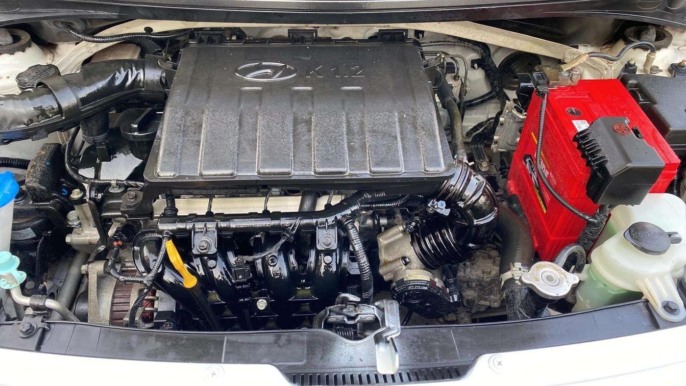 2018 Hyundai Grand i10 SPORTZ 1.2 KAPPA VTVT, Petrol, Manual, 8,448 km, Open Bonet