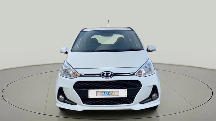 2018 Hyundai Grand i10 SPORTZ 1.2 KAPPA VTVT, Petrol, Manual, 8,448 km, Front