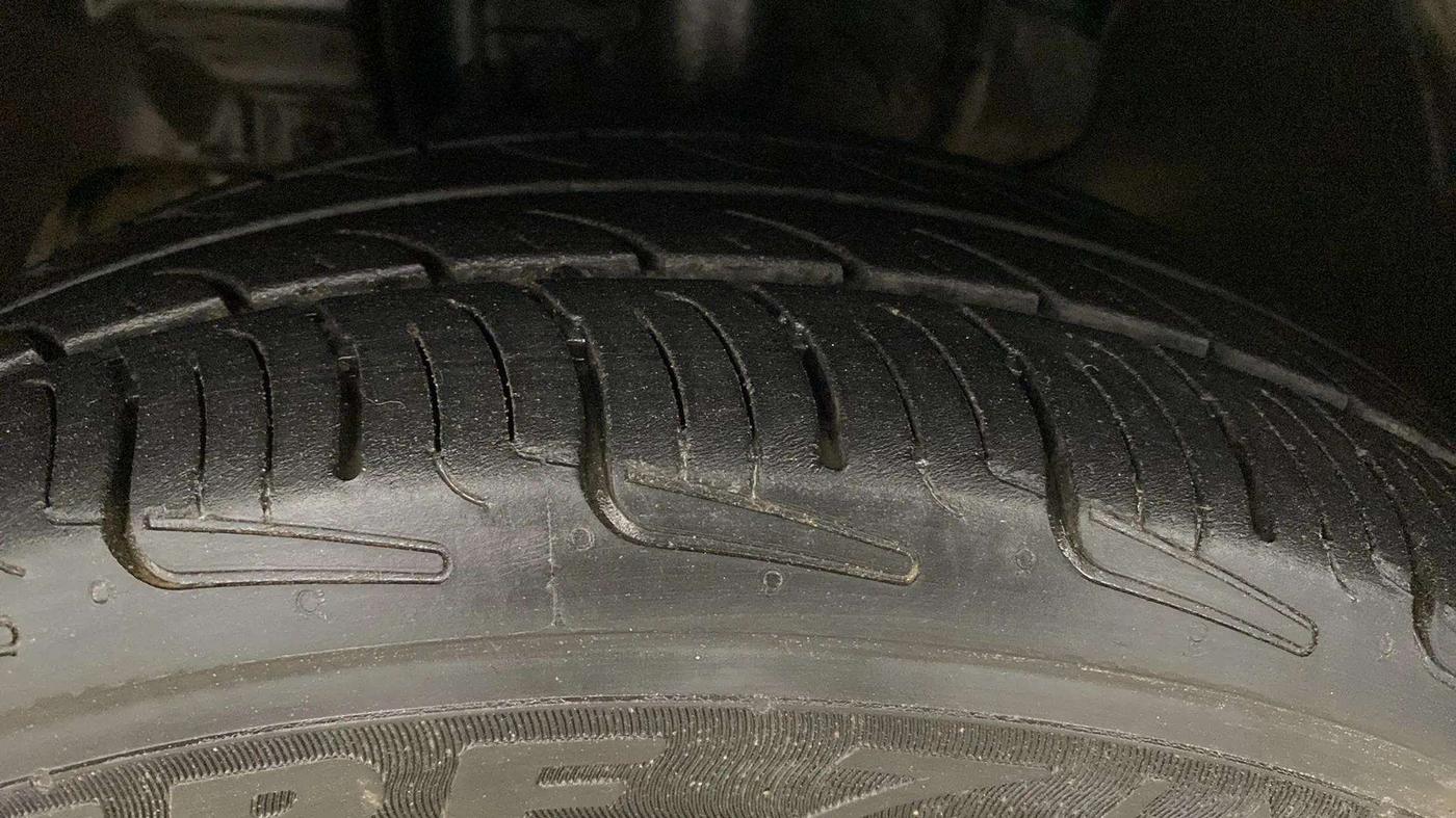 2018 Tata Tiago XT PETROL, Petrol, Manual, 73,042 km, Left Front Tyre Tread