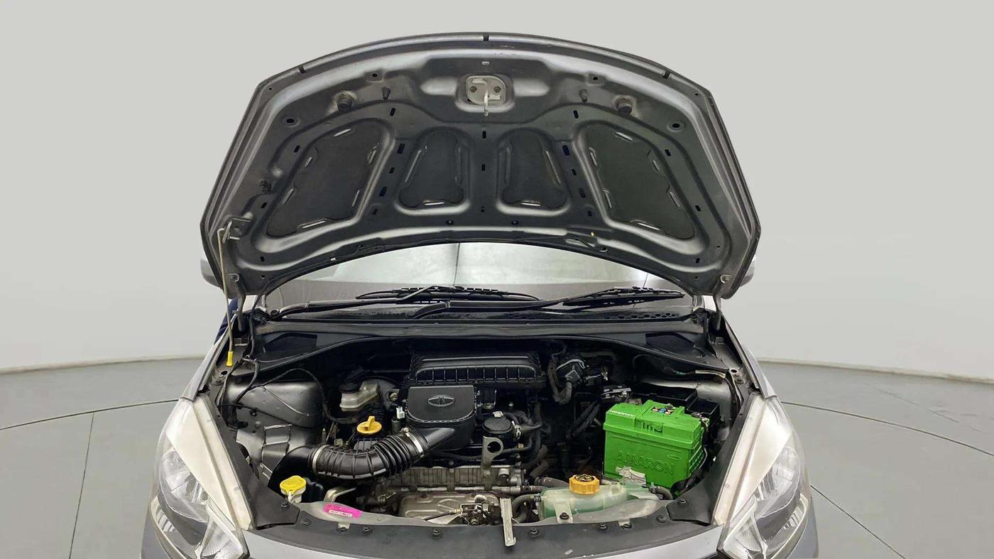 2018 Tata Tiago XT PETROL, Petrol, Manual, 73,042 km, Open Bonet