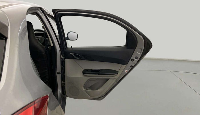2018 Tata Tiago XT PETROL, Petrol, Manual, 73,042 km, RHS Rear Door