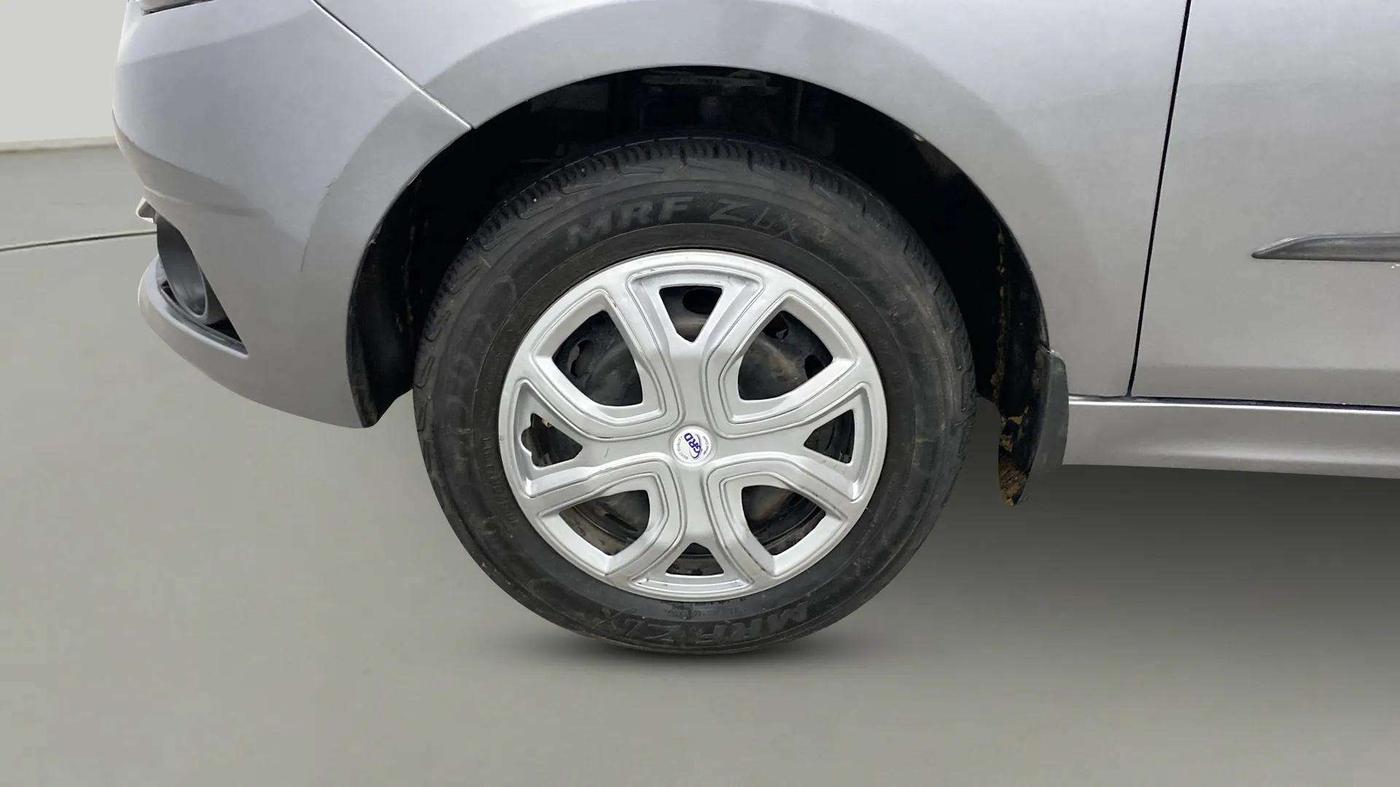 2018 Tata Tiago XT PETROL, Petrol, Manual, 73,042 km, Left Front Wheel