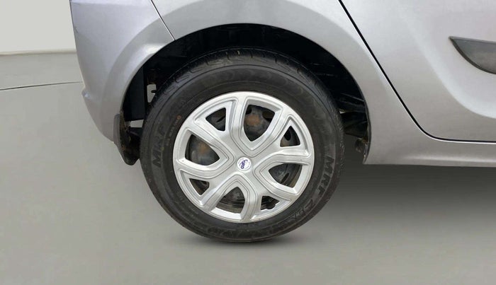 2018 Tata Tiago XT PETROL, Petrol, Manual, 73,042 km, Right Rear Wheel