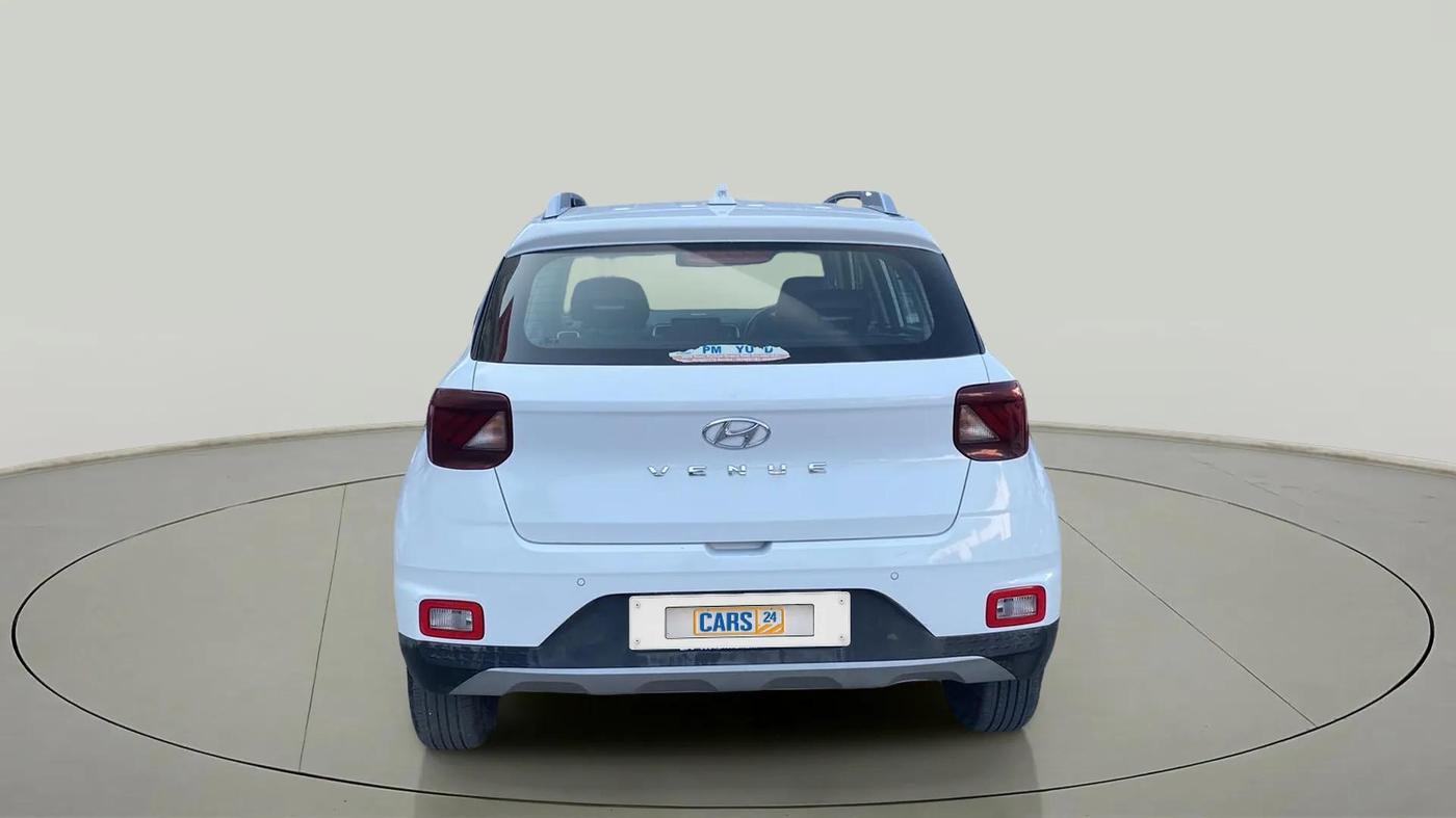 2022 Hyundai VENUE S+ 1.2, Petrol, Manual, 9,030 km, Back/Rear
