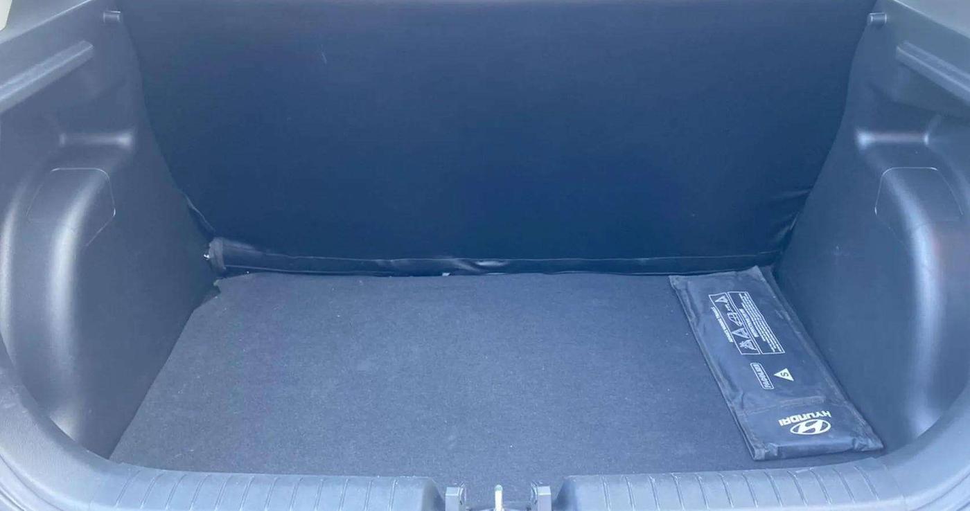 2022 Hyundai VENUE S+ 1.2, Petrol, Manual, 9,030 km, Boot Inside
