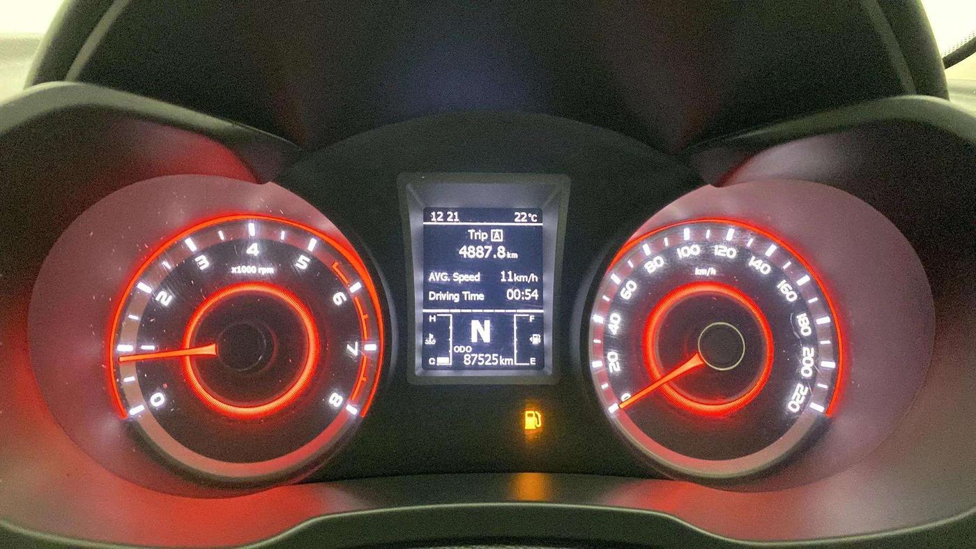 2019 Mahindra XUV300 W8 1.2 PETROL, Petrol, Manual, 87,515 km, Odometer Image