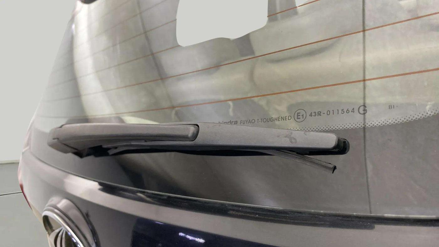 2019 Mahindra XUV300 W8 1.2 PETROL, Petrol, Manual, 87,515 km, Rear Wiper