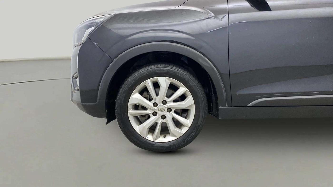 2019 Mahindra XUV300 W8 1.2 PETROL, Petrol, Manual, 87,515 km, Left Front Wheel