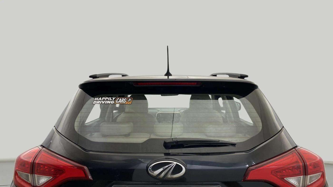 2019 Mahindra XUV300 W8 1.2 PETROL, Petrol, Manual, 87,515 km, Rear Windshield