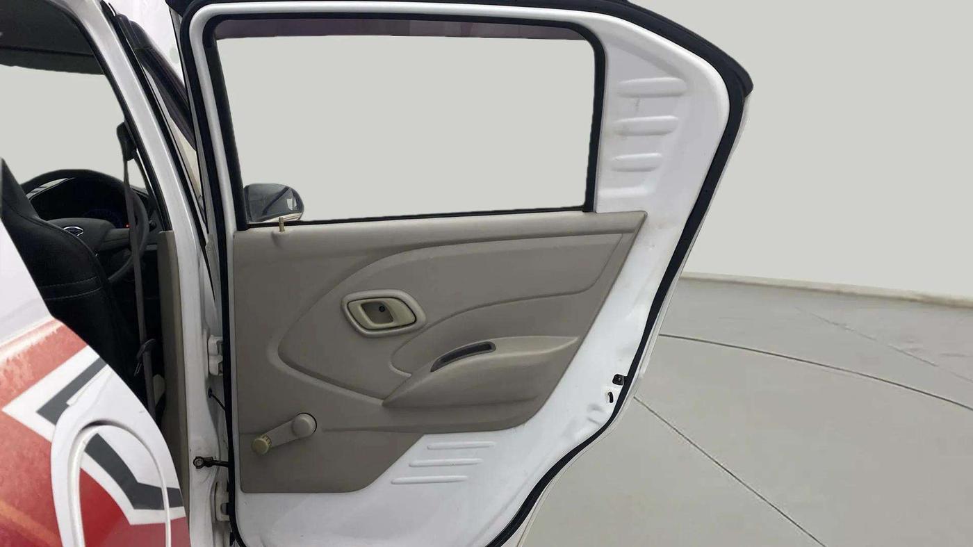 2017 Datsun Redi Go T (O), Petrol, Manual, 52,772 km, RHS Rear Door