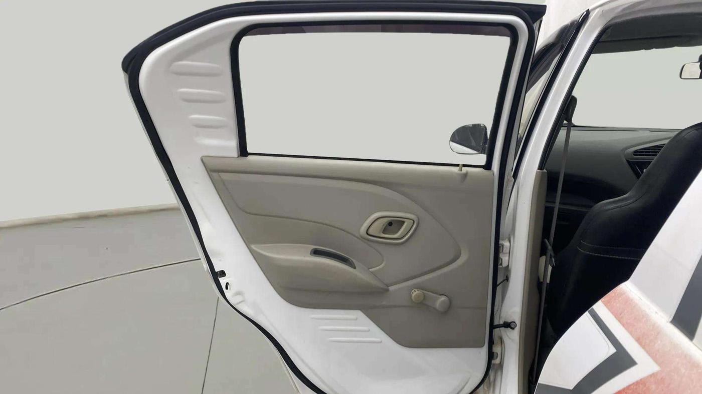 2017 Datsun Redi Go T (O), Petrol, Manual, 52,772 km, LHS Rear Door