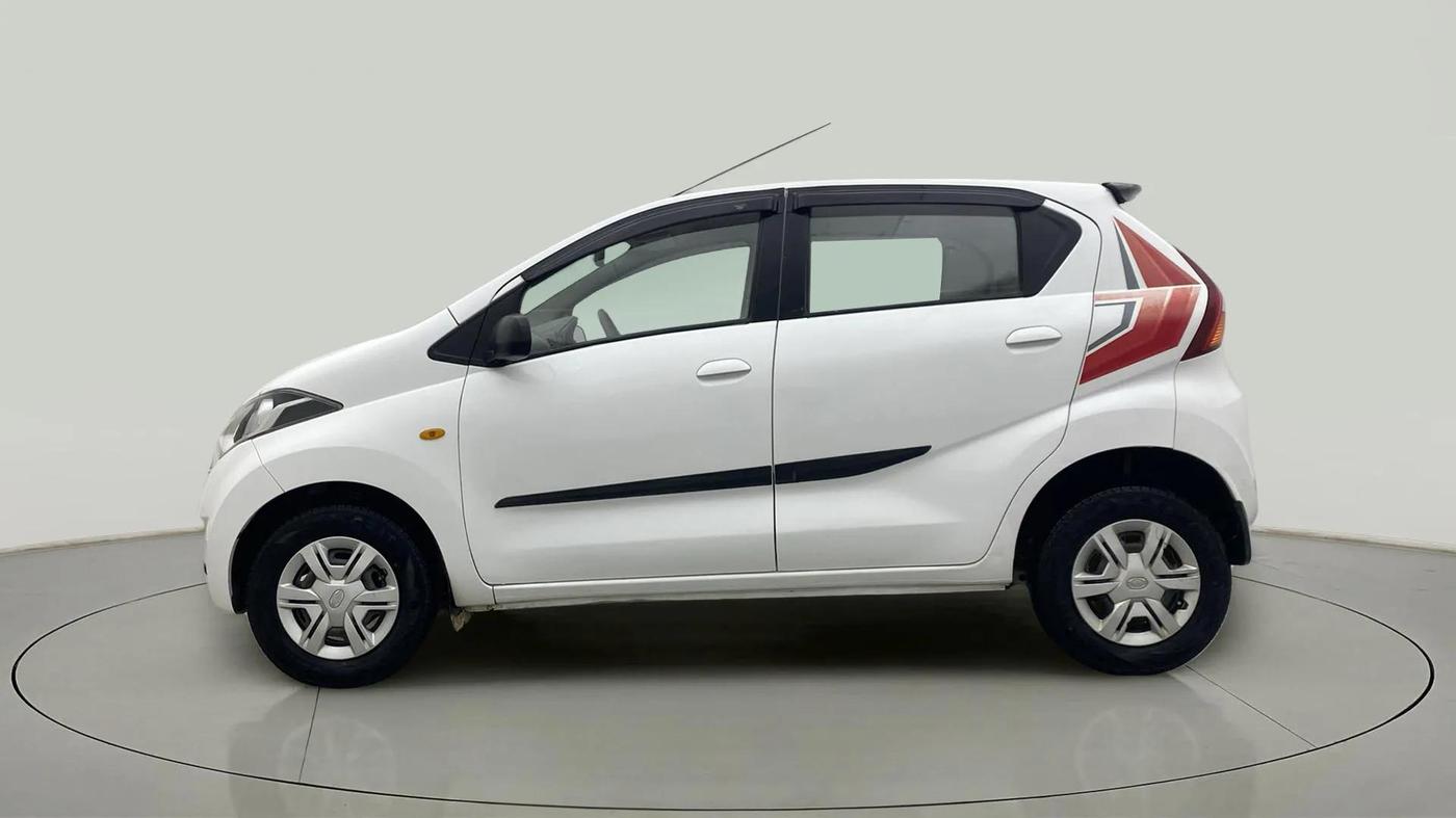 2017 Datsun Redi Go T (O), Petrol, Manual, 52,772 km, Left Side