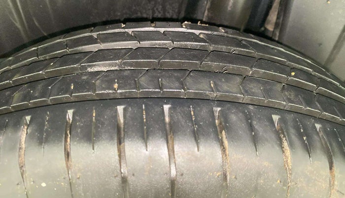 2023 Maruti Baleno SIGMA PETROL 1.2, Petrol, Manual, 11,936 km, Left Rear Tyre Tread