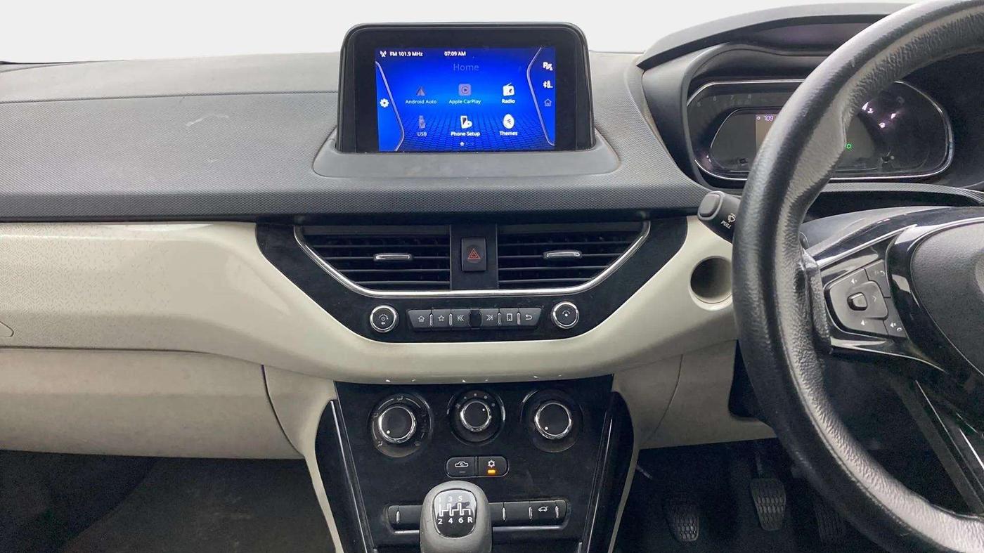 2020 Tata NEXON XZ PETROL, Petrol, Manual, 76,991 km, Air Conditioner