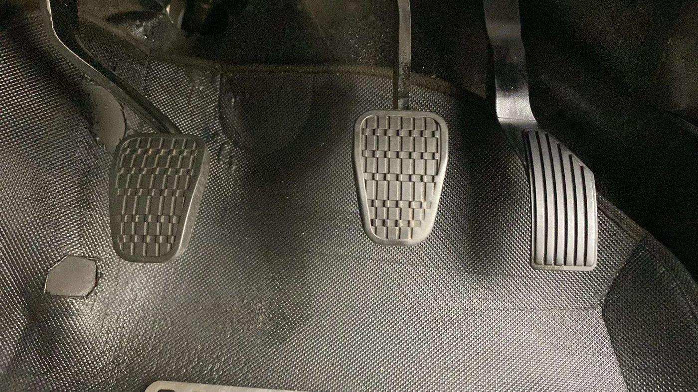 2020 Tata NEXON XZ PETROL, Petrol, Manual, 76,991 km, Pedals