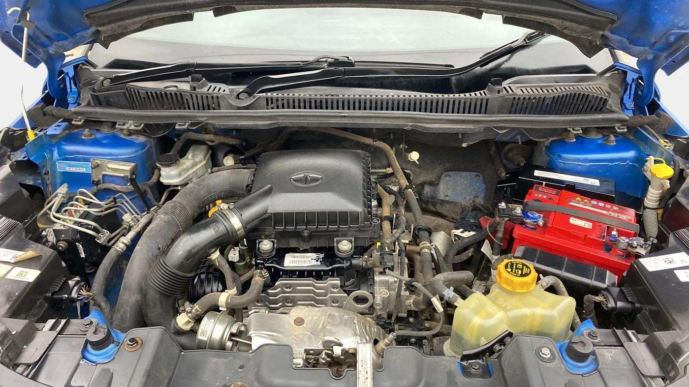 2020 Tata NEXON XZ PETROL, Petrol, Manual, 76,991 km, Engine View