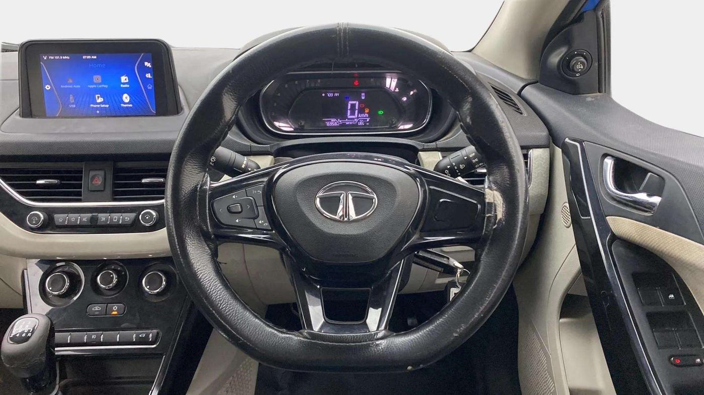 2020 Tata NEXON XZ PETROL, Petrol, Manual, 76,991 km, Steering Wheel Close Up