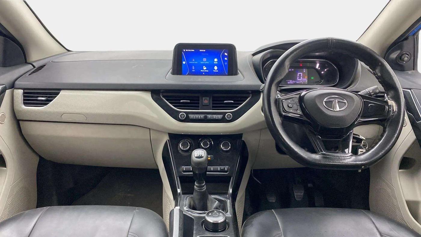 2020 Tata NEXON XZ PETROL, Petrol, Manual, 76,991 km, Dashboard