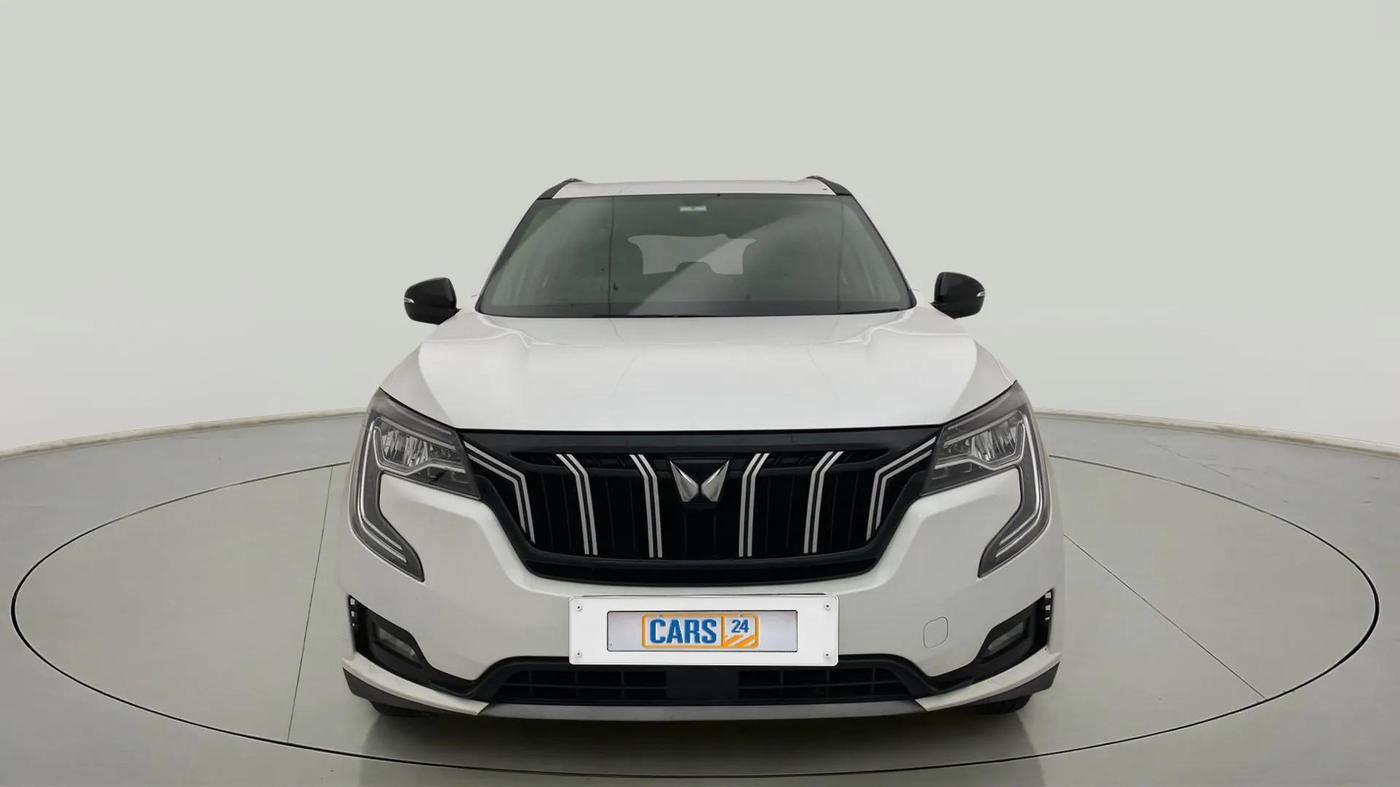 2022 Mahindra XUV700 AX 5 P MT 5 STR, Petrol, Manual, 39,001 km, Front