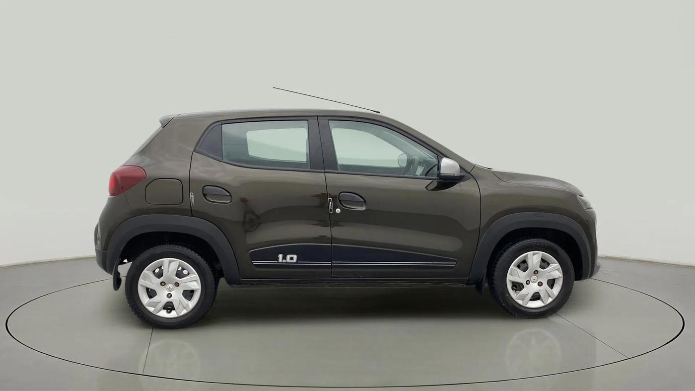 2023 Renault Kwid RXT 1.0, Petrol, Manual, 17,449 km, Right Side View
