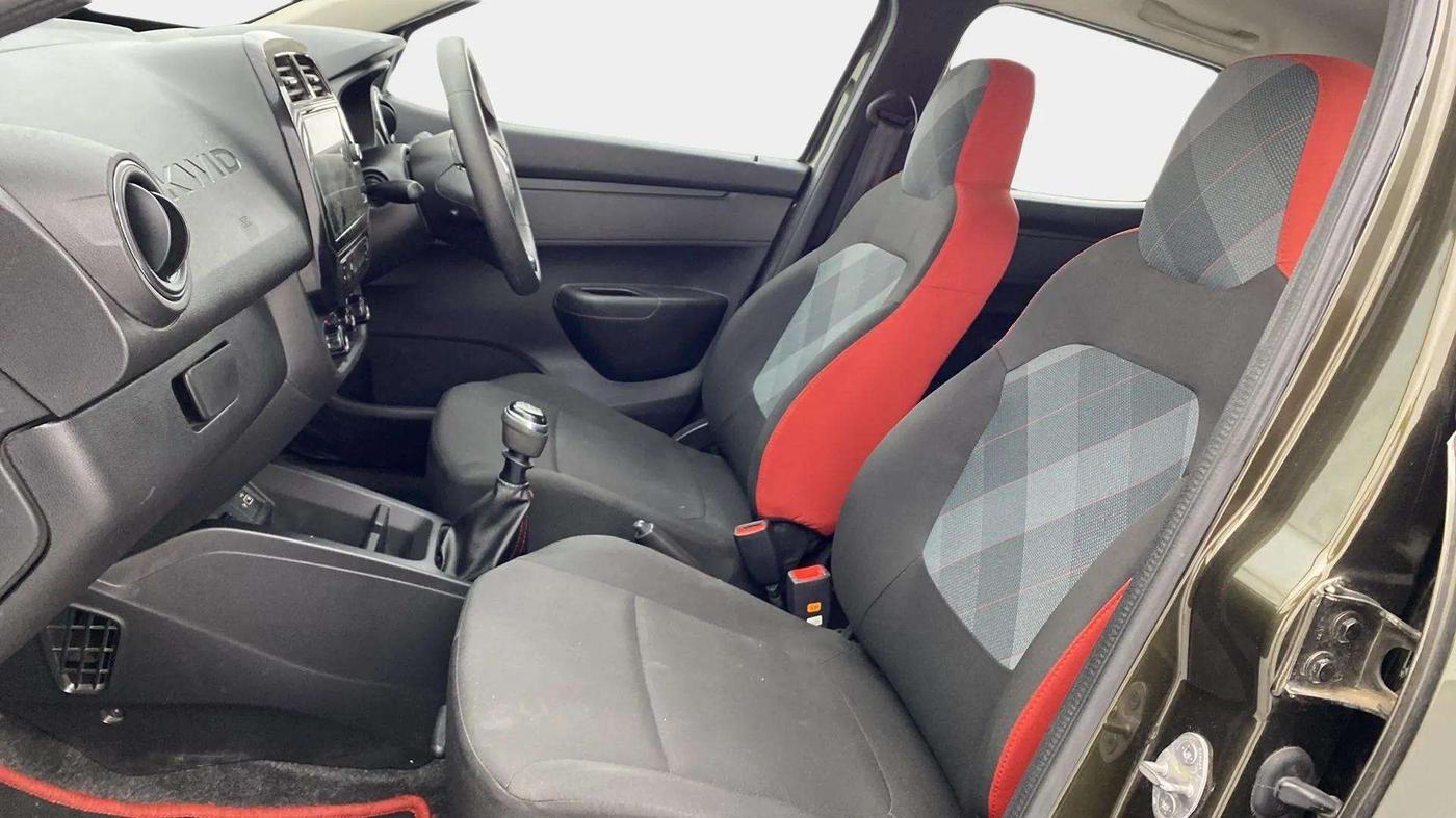 2023 Renault Kwid RXT 1.0, Petrol, Manual, 17,449 km, Right Side Front Door Cabin