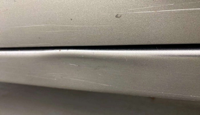 2020 Maruti Swift VXI AMT, Petrol, Automatic, 69,970 km, Left running board - Slightly dented