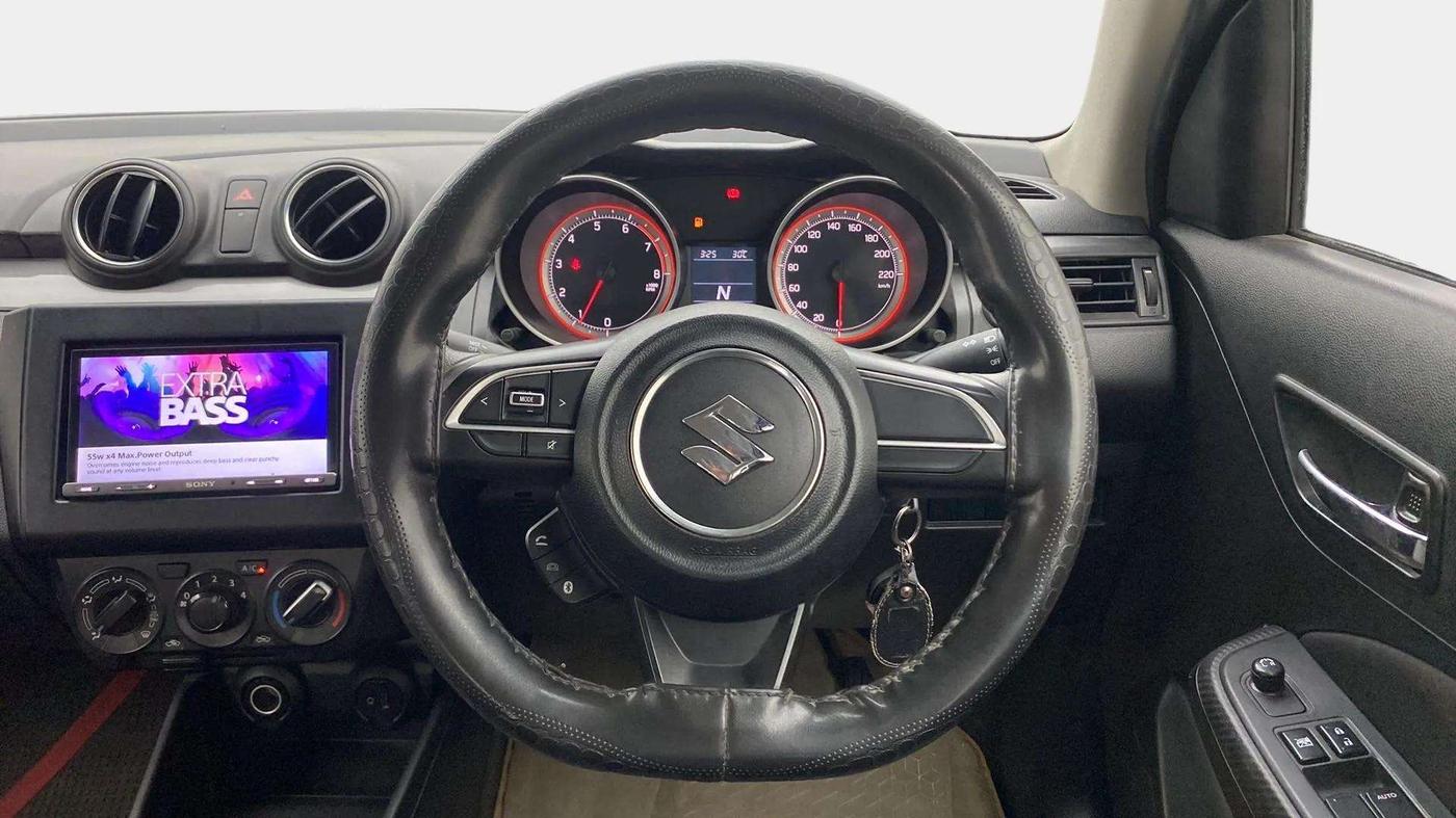 2020 Maruti Swift VXI AMT, Petrol, Automatic, 68,637 km, Steering Wheel Close Up