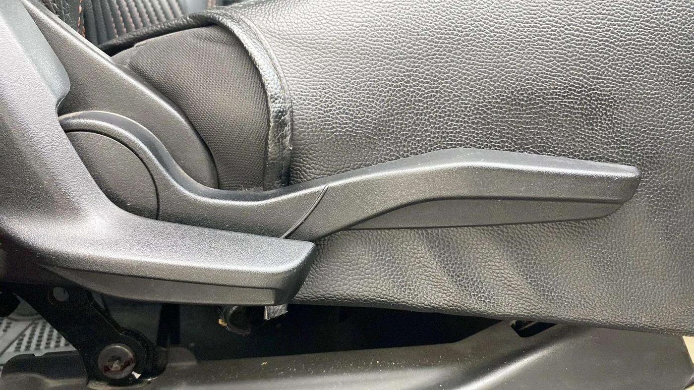 2020 Maruti Swift VXI AMT, Petrol, Automatic, 68,637 km, Driver Side Adjustment Panel