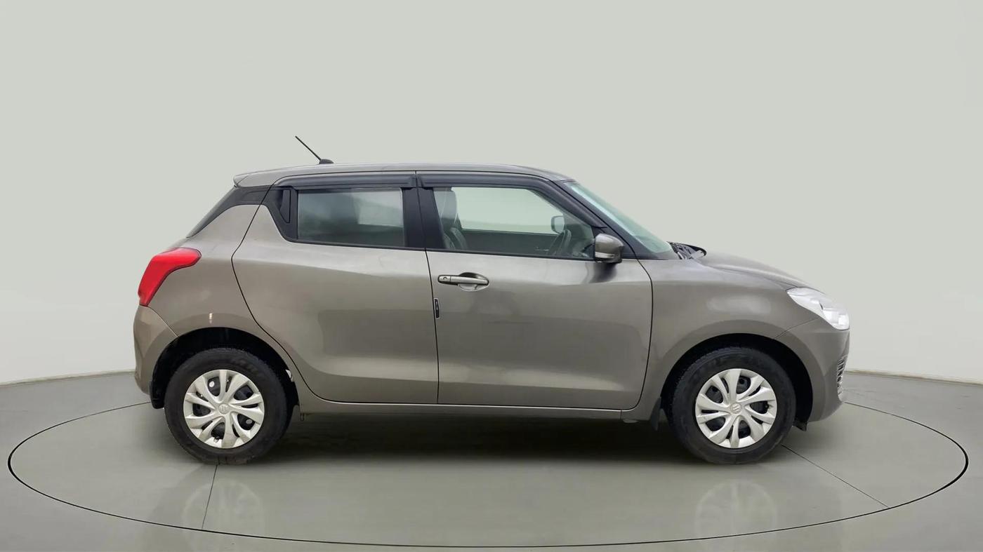 2020 Maruti Swift VXI AMT, Petrol, Automatic, 68,637 km, Right Side View