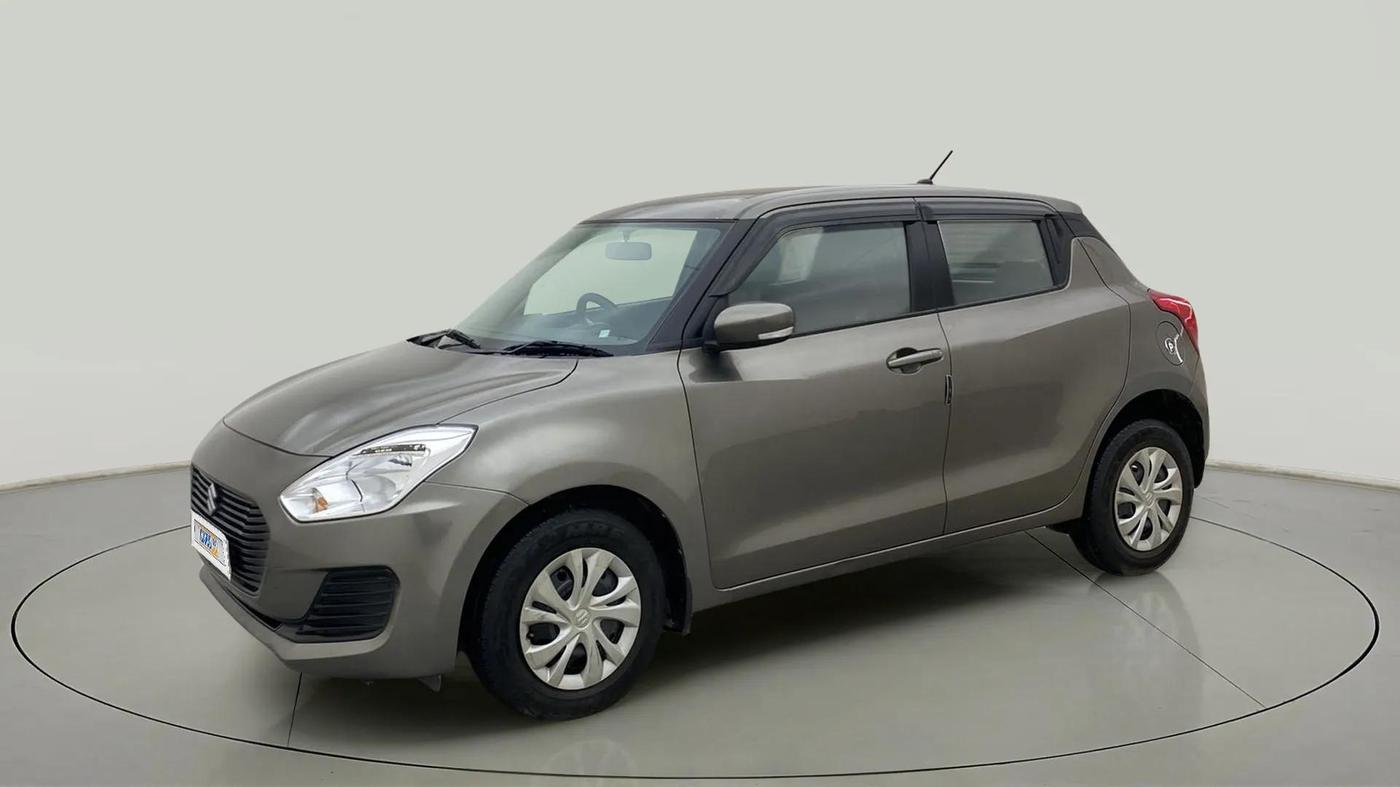 2020 Maruti Swift VXI AMT, Petrol, Automatic, 68,637 km, Left Front Diagonal