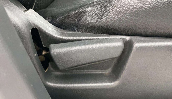 2018 Maruti Alto K10 VXI, Petrol, Manual, 32,293 km, Driver Side Adjustment Panel