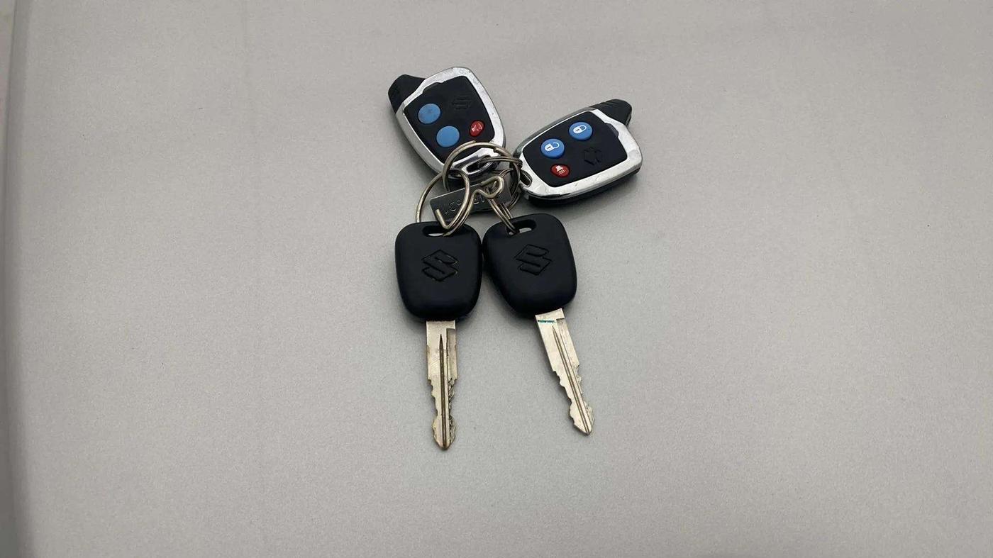 2018 Maruti Alto K10 VXI, Petrol, Manual, 32,293 km, Key Close Up