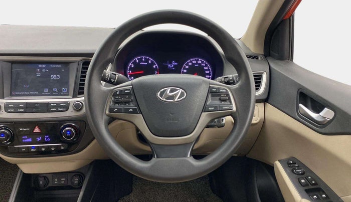 2018 Hyundai Verna 1.6 VTVT SX, Petrol, Manual, 84,594 km, Steering Wheel Close Up