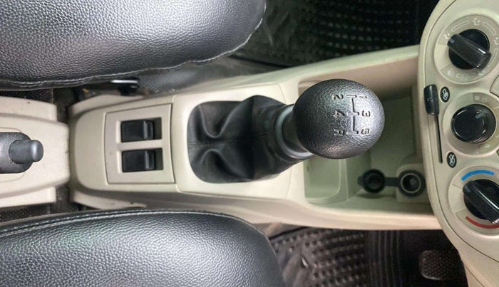 2019 Maruti Alto VXI, Petrol, Manual, 20,461 km, Gear Lever