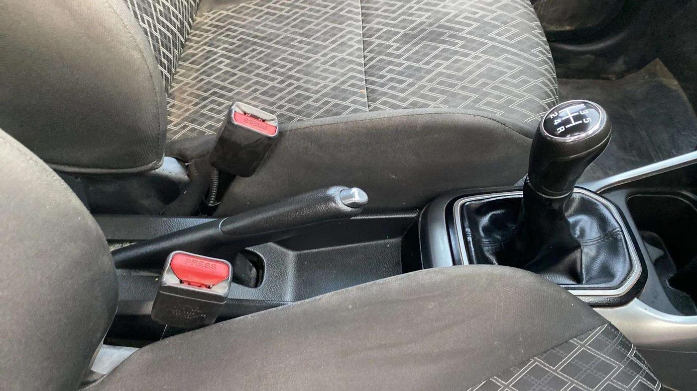 2020 Maruti IGNIS ZETA 1.2, Petrol, Manual, 52,729 km, Gear Lever
