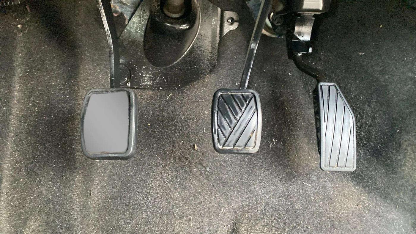 2020 Maruti IGNIS ZETA 1.2, Petrol, Manual, 52,729 km, Pedals