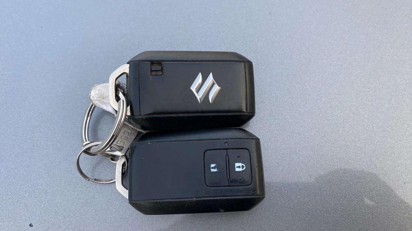 2020 Maruti IGNIS ZETA 1.2, Petrol, Manual, 52,729 km, Key Close Up