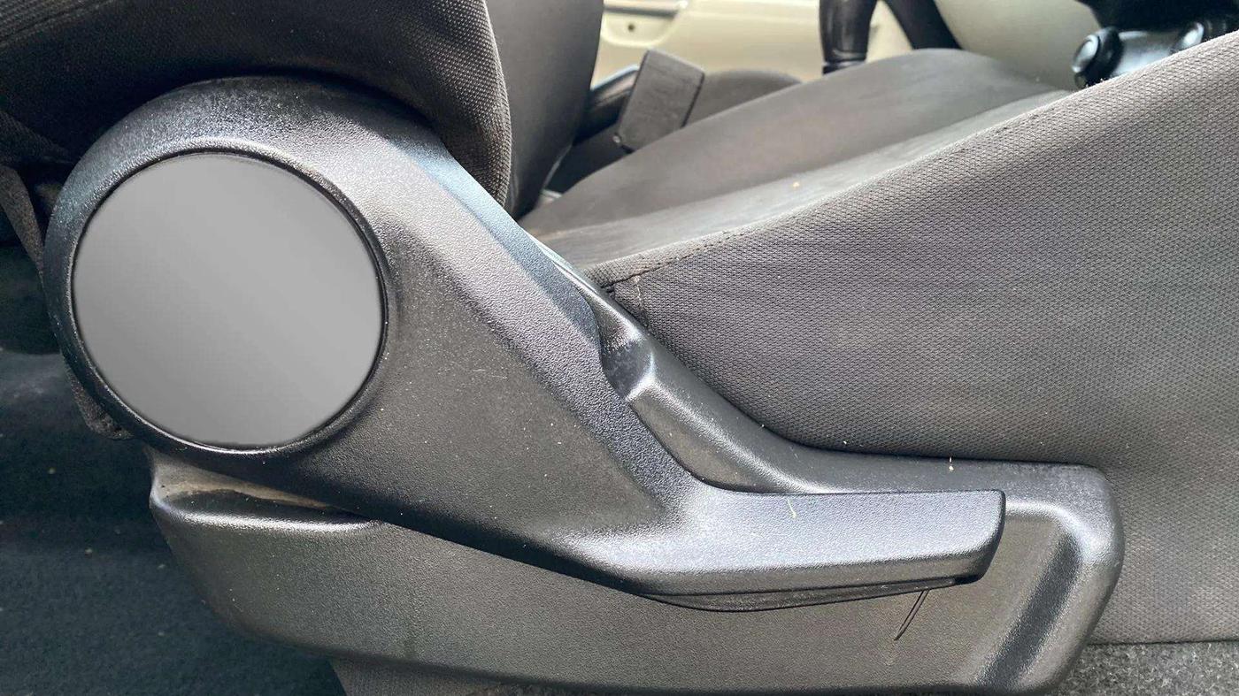 2020 Maruti IGNIS ZETA 1.2, Petrol, Manual, 52,729 km, Driver Side Adjustment Panel