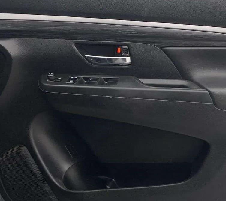 2022 Maruti XL6 ALPHA MT, Petrol, Manual, 79,451 km, Driver Side Door Panels Control