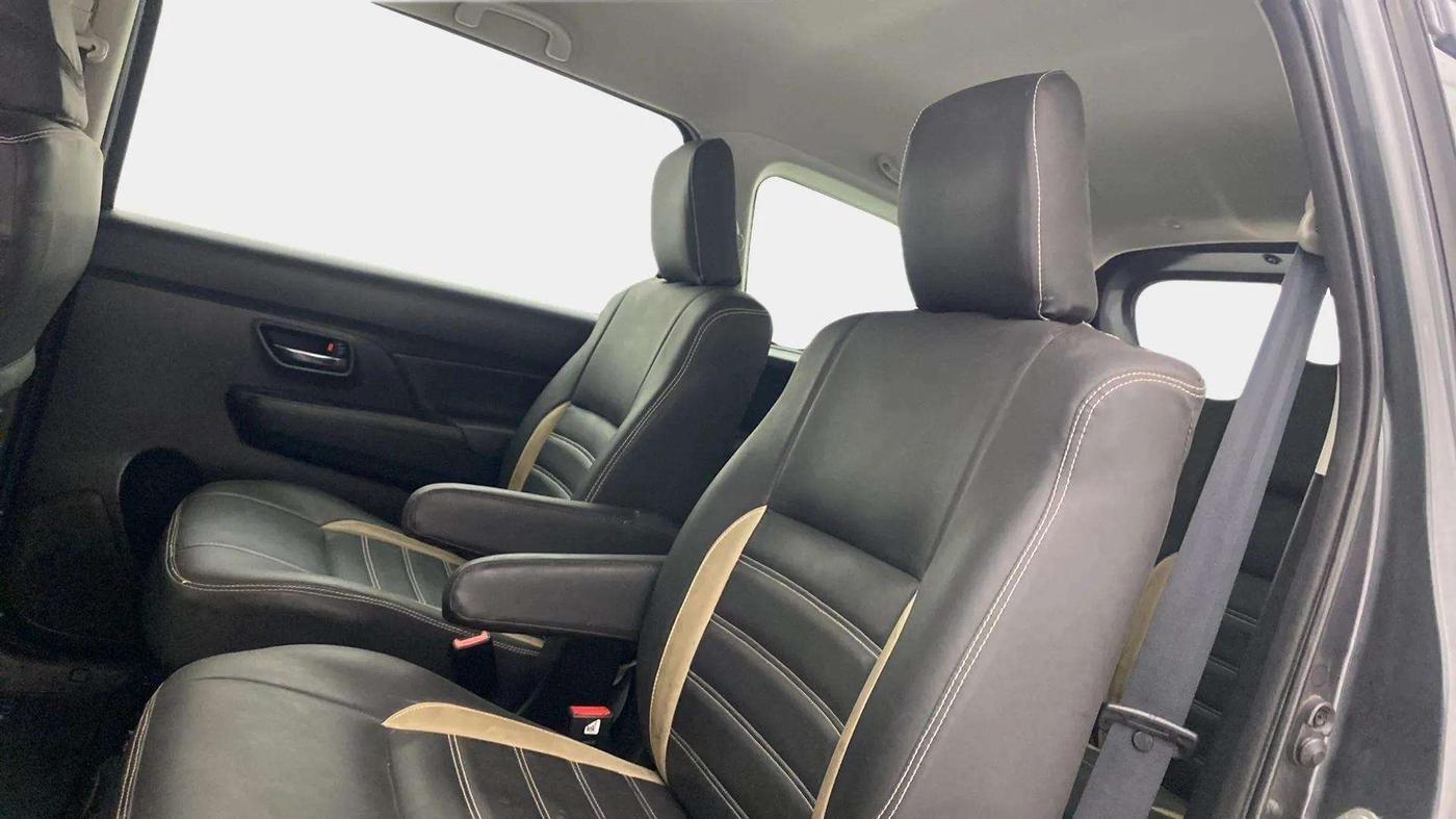 2022 Maruti XL6 ALPHA MT, Petrol, Manual, 79,451 km, Right Side Rear Door Cabin