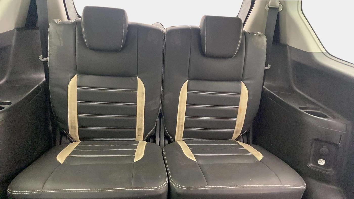 2022 Maruti XL6 ALPHA MT, Petrol, Manual, 79,451 km, Third Seat Row ( optional )